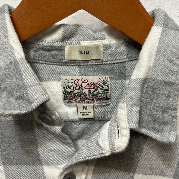 J Crew SLIM MIDWEIGHT BRUSHED FLANNEL WORKSHIRT IN REGENERATIVE COTTON - Picture 2 of 5